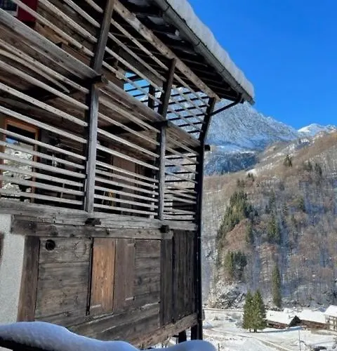 Cozy 500 Years Old Walser Apartment *